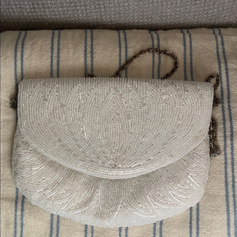 La Regale Ivory Beaded Clutch